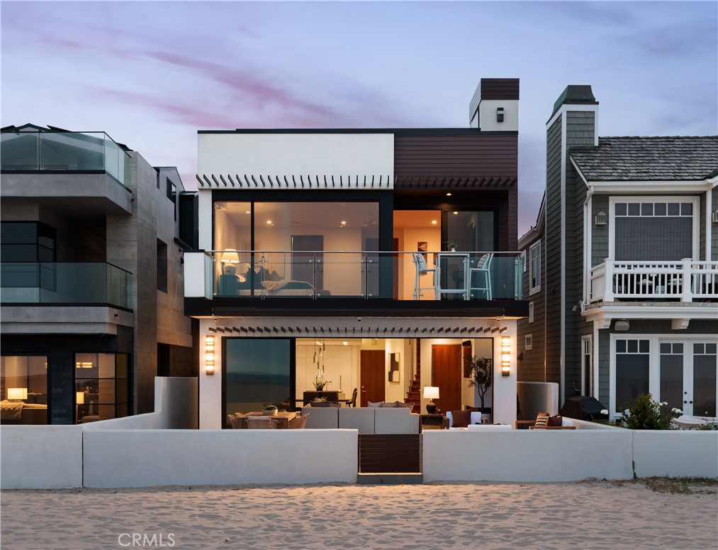 7104 W Oceanfront, Newport Beach CA 92663 - photo 2