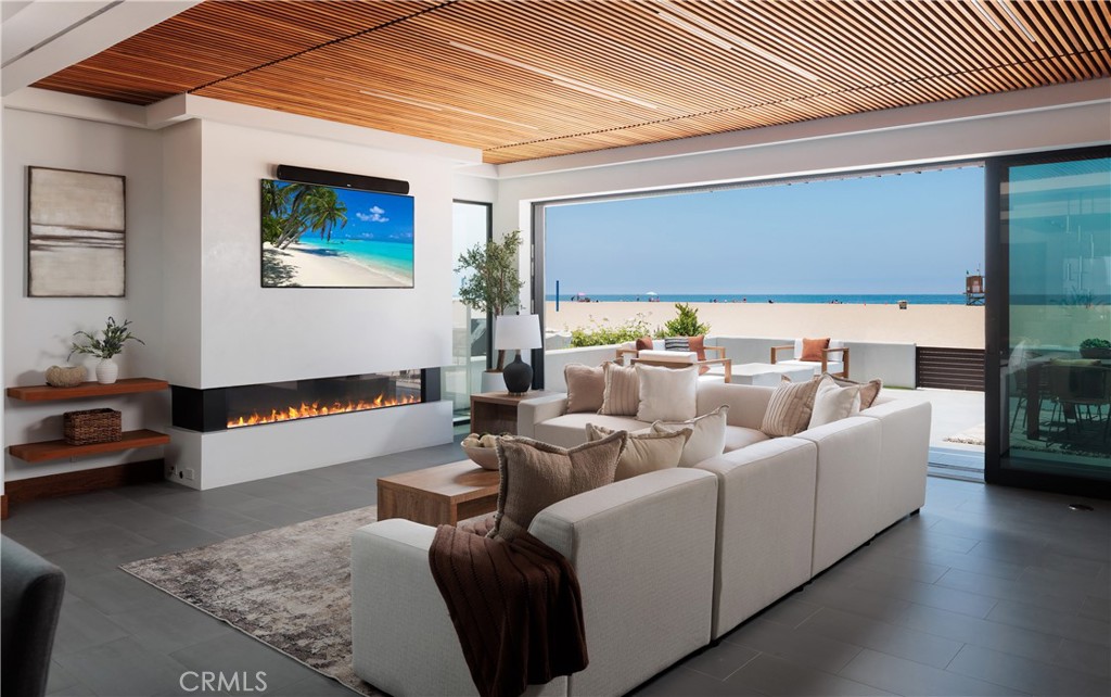 7104 W Oceanfront, Newport Beach CA 92663 - photo 6
