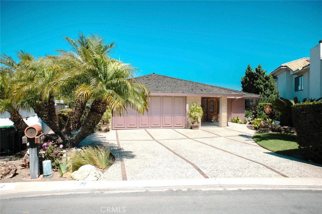 730 Saint James Place, Newport Beach CA 92663 - photo 3