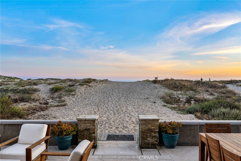 7304 W Oceanfront, Newport Beach CA 92663 - photo 34