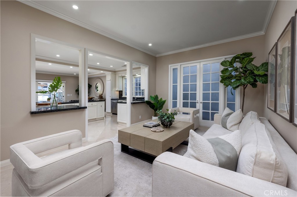 736 Harbor Island Drive, Newport Beach CA 92660 - photo 16
