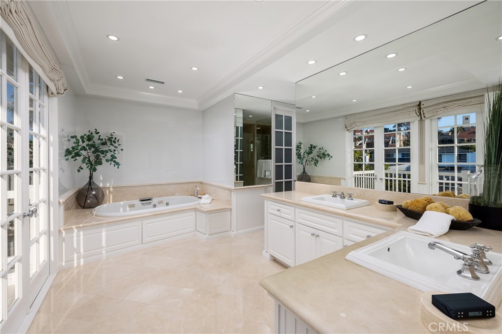 736 Harbor Island Drive, Newport Beach CA 92660 - photo 26