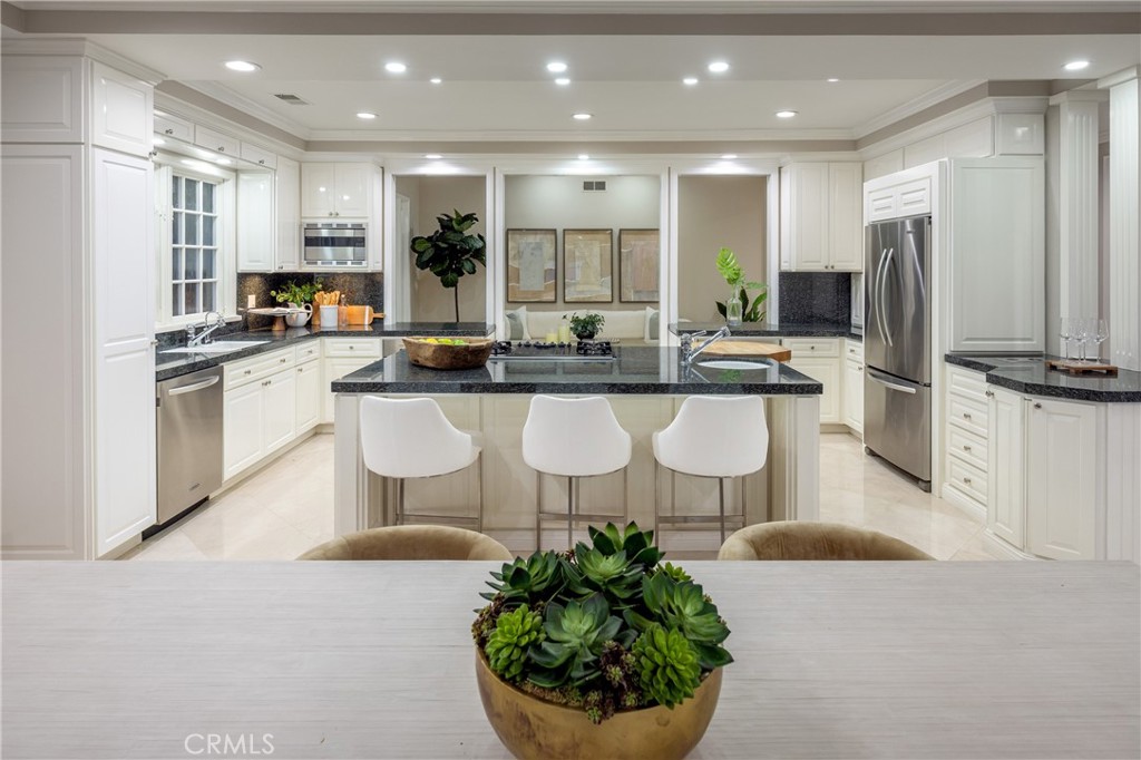 736 Harbor Island Drive, Newport Beach CA 92660 - photo 30