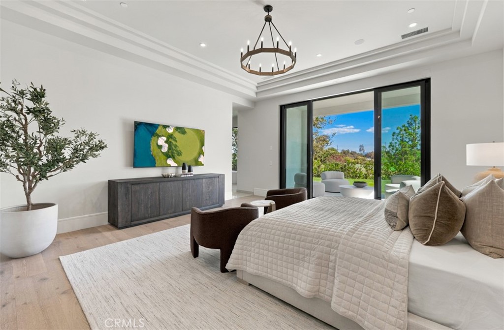 76 Hillcrest Lane, Newport Beach CA 92660 - photo 34