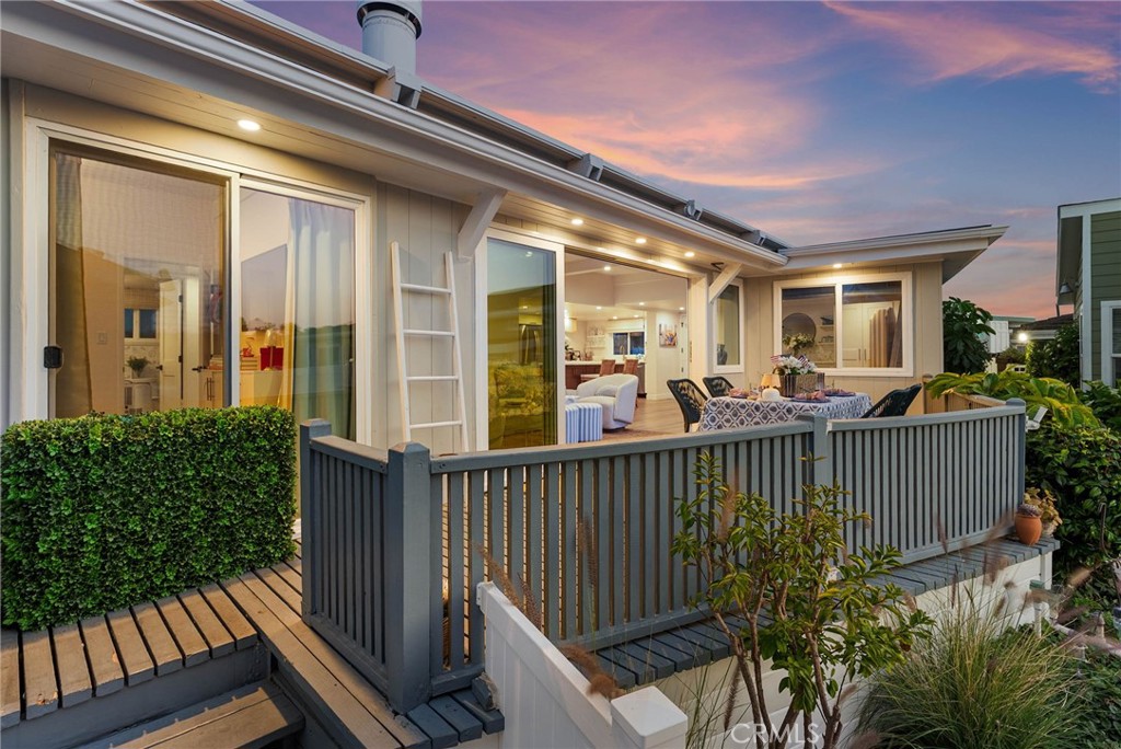8 Saratoga, Newport Beach CA 92660 - photo 10
