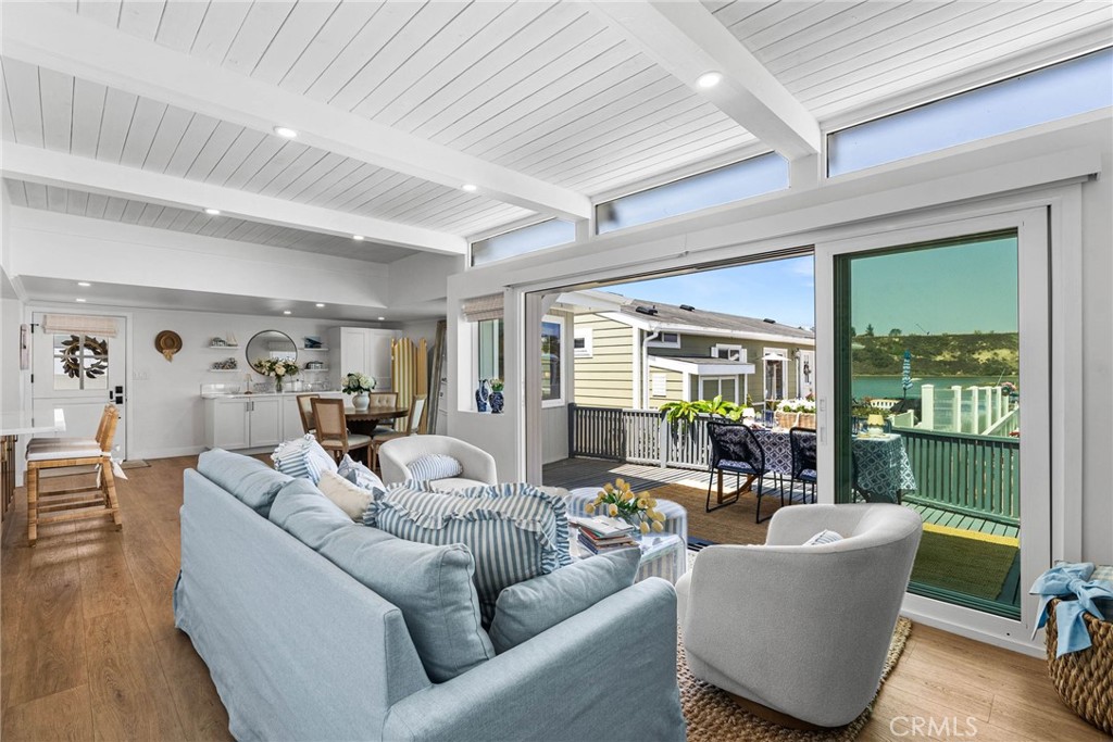 8 Saratoga, Newport Beach CA 92660 - photo 25