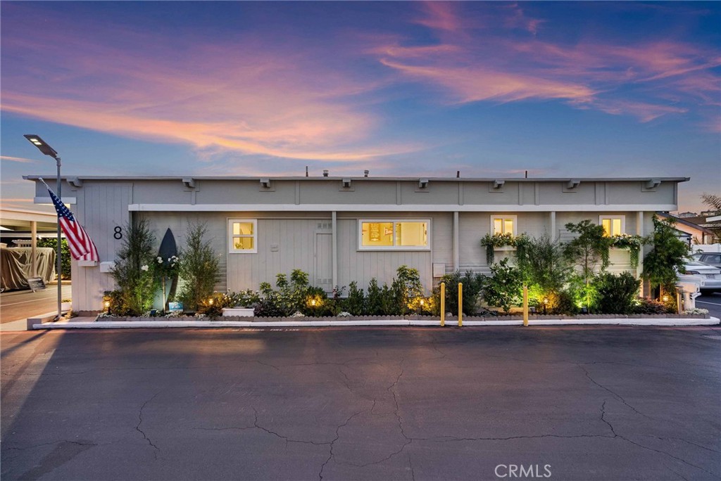 8 Saratoga, Newport Beach CA 92660 - photo 40