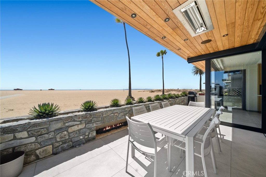 800 W Oceanfront, Newport Beach CA 92661 - photo 7