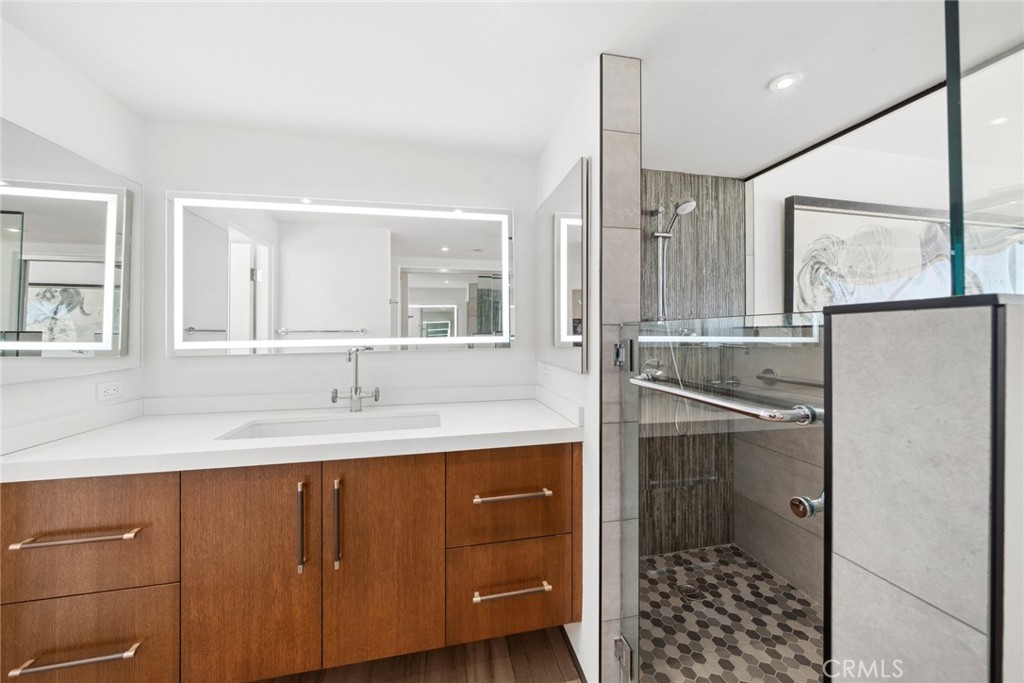 800 W Oceanfront, Newport Beach CA 92661 - photo 13