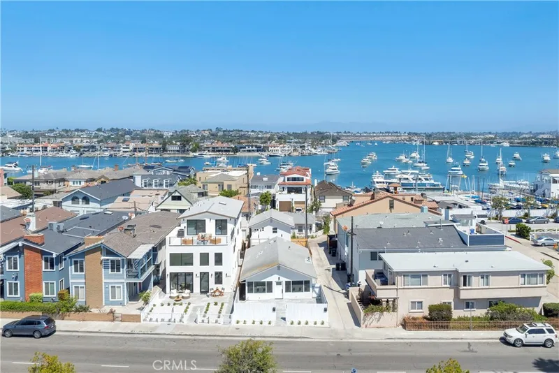 806 W Balboa Boulevard Front, Newport Beach, CA 92661
