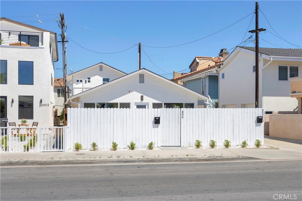 806 W Balboa Boulevard Front, Newport Beach CA 92661 - photo 3