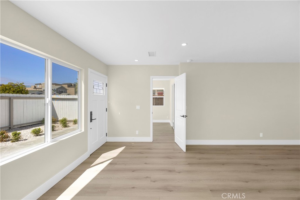 806 W Balboa Boulevard Front, Newport Beach CA 92661 - photo 10