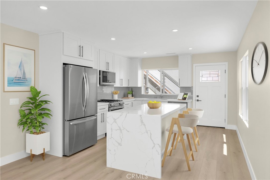 Kitchen - VIRTUALLY STAGED - 806 W Balboa Boulevard Front, Newport Beach CA 92661 - photo 15