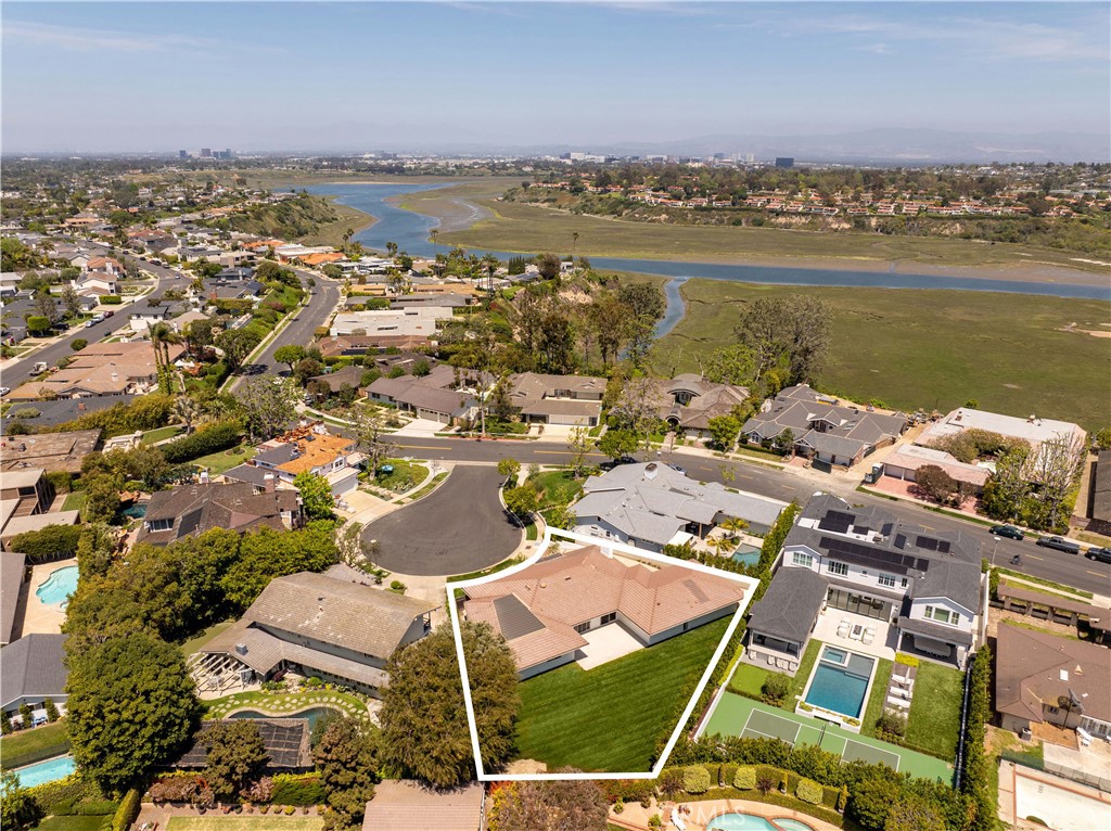 807 Aldebaran Circle, Newport Beach CA 92660 - photo 2