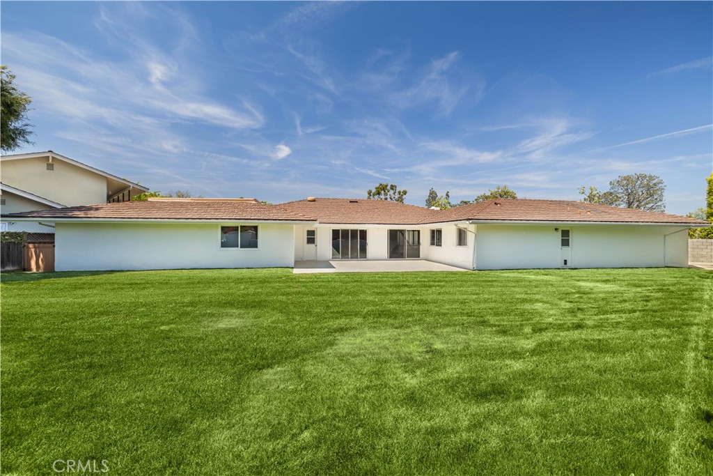 807 Aldebaran Circle, Newport Beach CA 92660 - photo 3