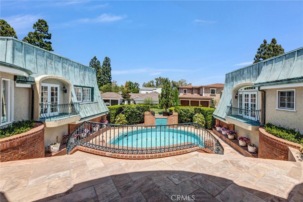81 Royal Saint George Road, Newport Beach CA 92660 - photo 3