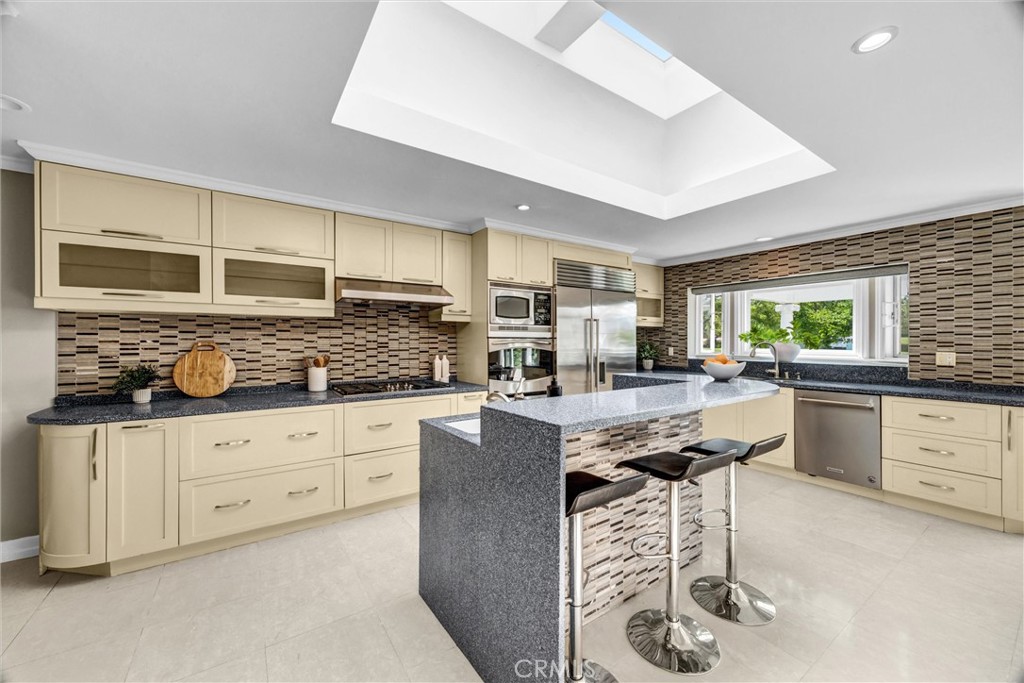81 Royal Saint George Road, Newport Beach CA 92660 - photo 45