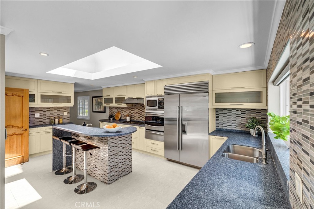 81 Royal Saint George Road, Newport Beach CA 92660 - photo 48