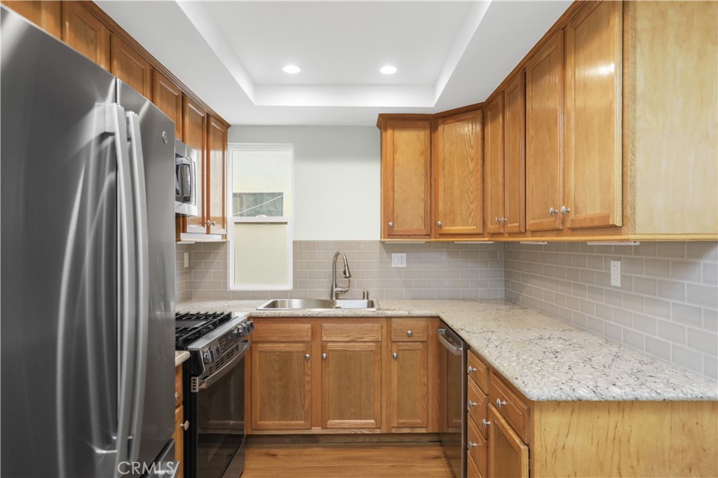 810 W BALBOA Boulevard A, Newport Beach CA 92661 - photo 9