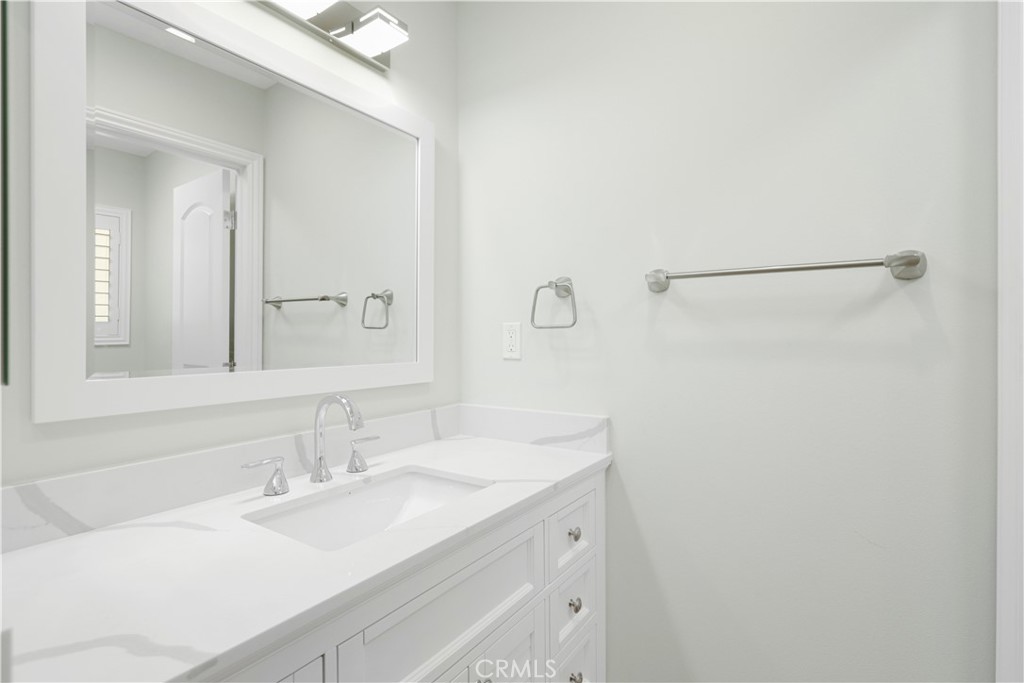 810 W BALBOA Boulevard A, Newport Beach CA 92661 - photo 14