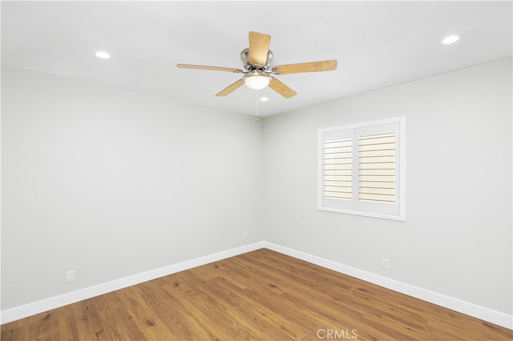 810 W BALBOA Boulevard A, Newport Beach CA 92661 - photo 16