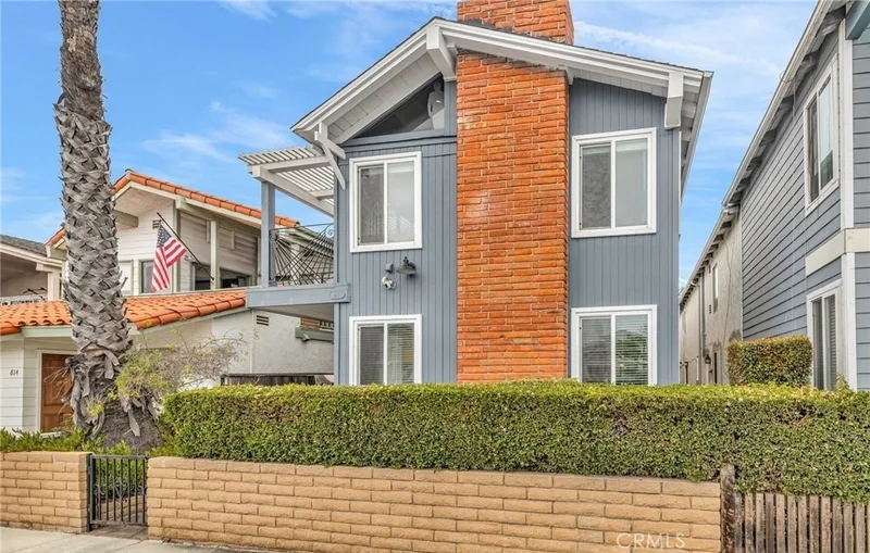 812 W Balboa, Newport Beach, CA 92661