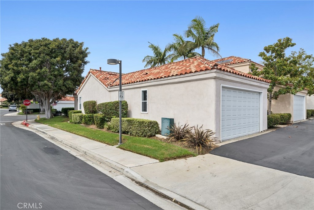 82 Shearwater, Newport Beach CA 92660 - photo 4