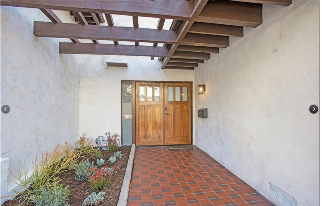 835 Amigos, Newport Beach CA 92660 - photo 4