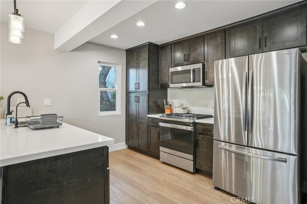 835 Amigos, Newport Beach CA 92660 - photo 16