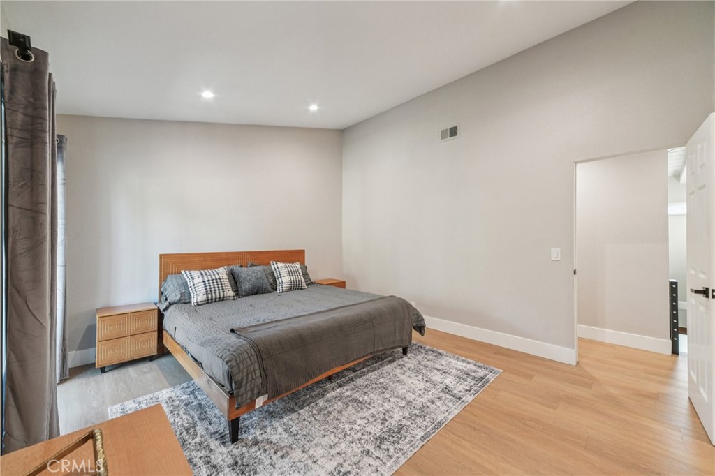 835 Amigos, Newport Beach CA 92660 - photo 20