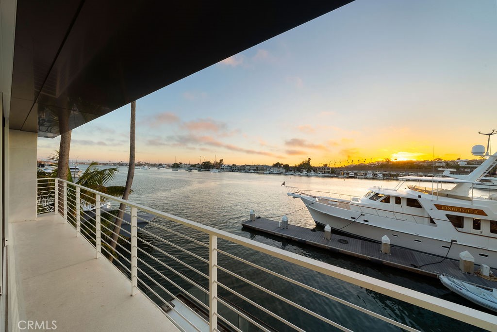 87 Linda, Newport Beach CA 92660 - photo 25