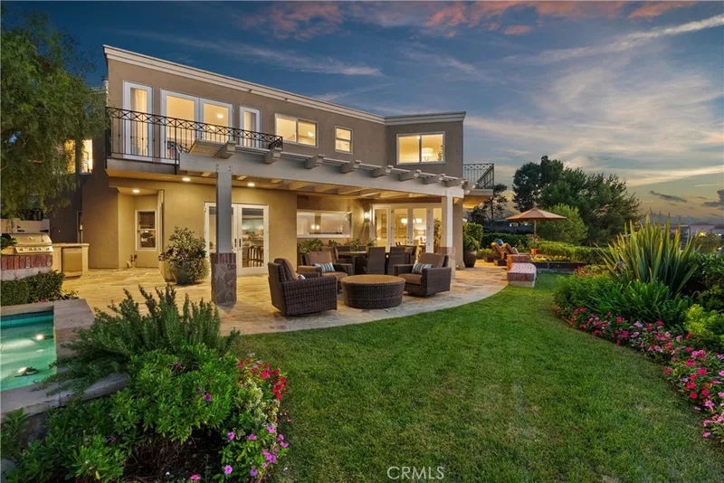 9 Rue Cannes, Newport Beach, CA 92660