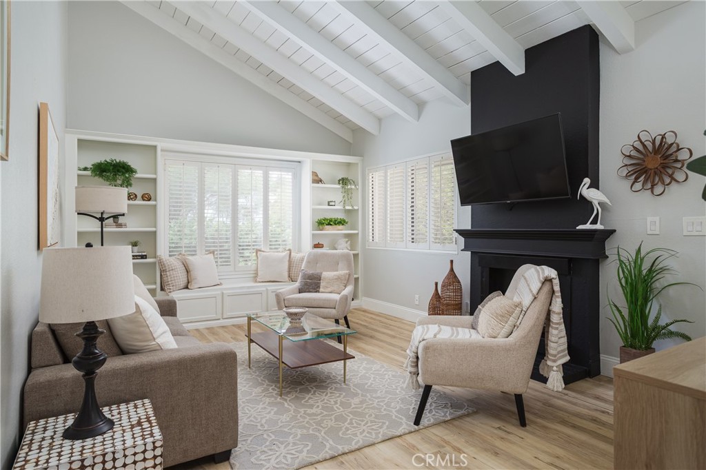 9 Sandflower Court 5, Newport Beach CA 92663 - photo 1
