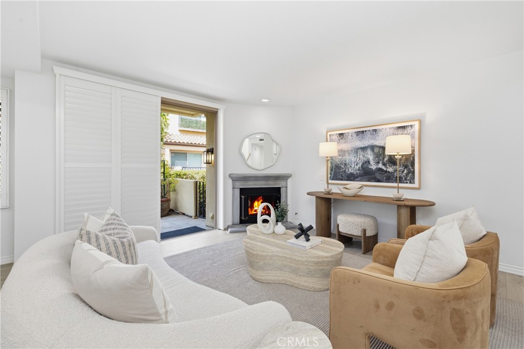 909 Muirfield Drive, Newport Beach CA 92660 - photo 4