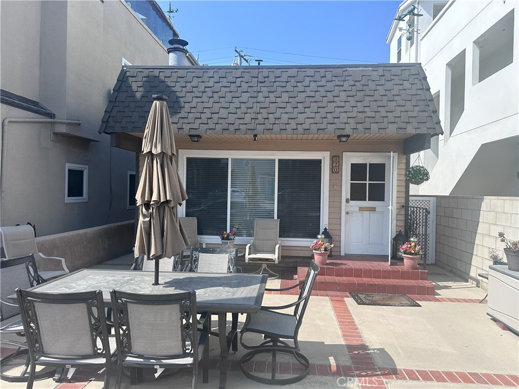 920 W Balboa Boulevard, Newport Beach CA 92661 - photo 1