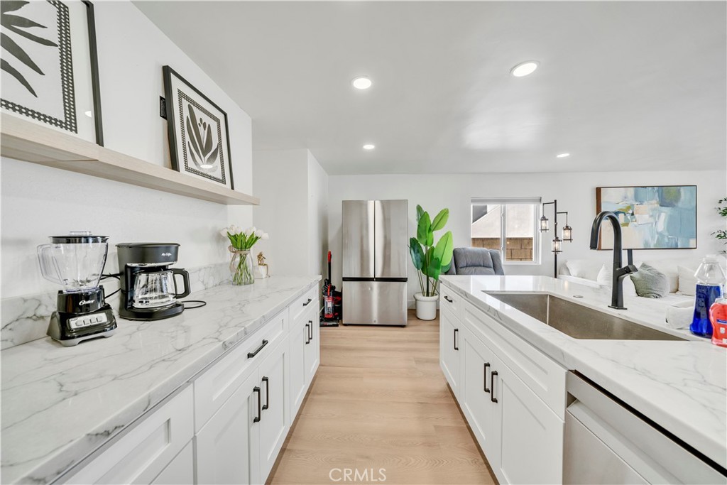 920 W Balboa, Newport Beach CA 92661 - photo 7