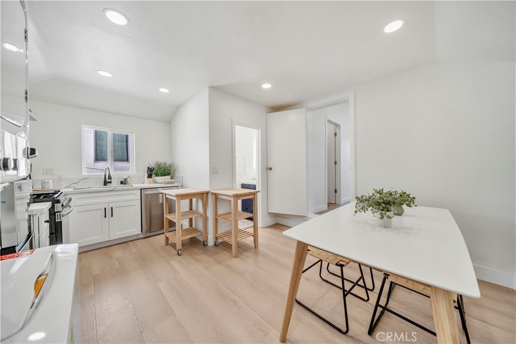920 W Balboa, Newport Beach CA 92661 - photo 17