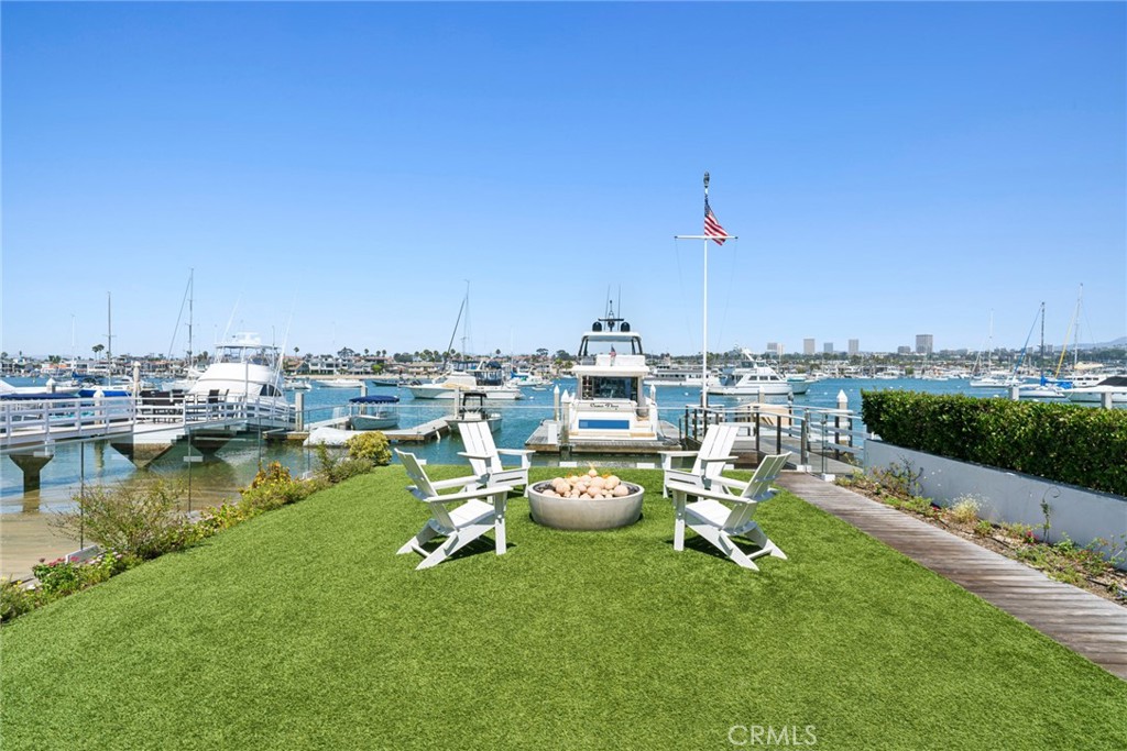 928 E Balboa Boulevard, Newport Beach CA 92661 - photo 2