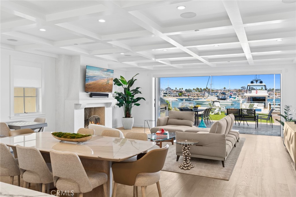 928 E Balboa Boulevard, Newport Beach CA 92661 - photo 5