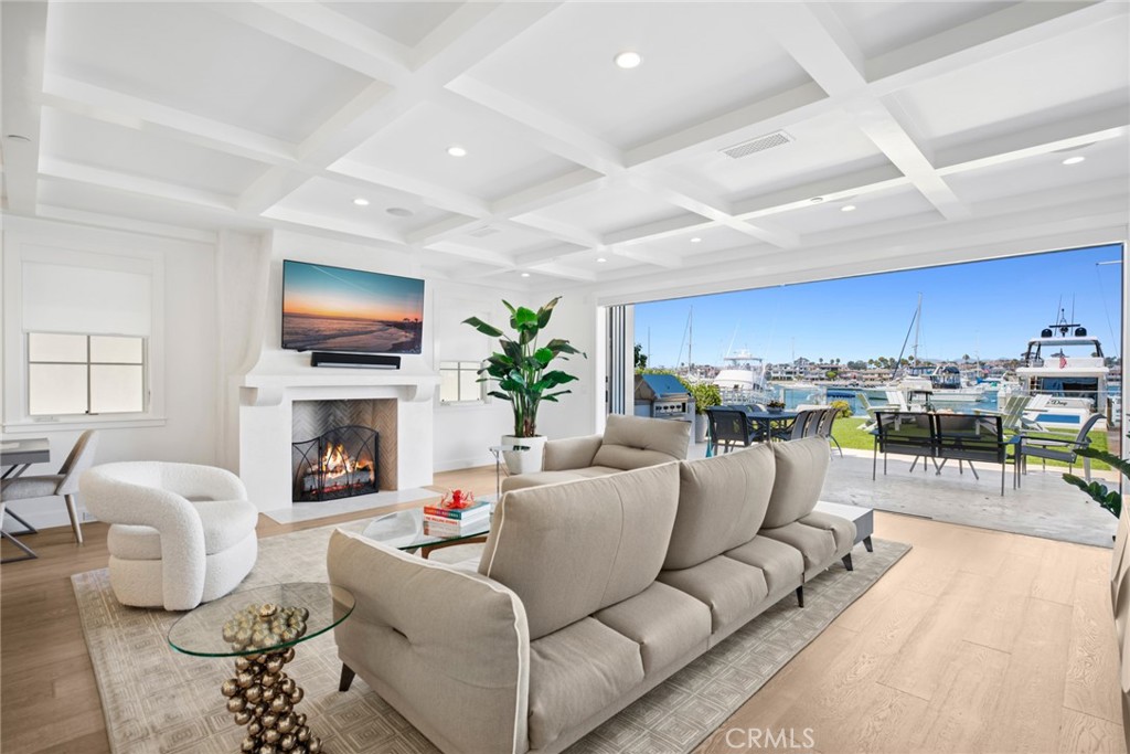 928 E Balboa Boulevard, Newport Beach CA 92661 - photo 8