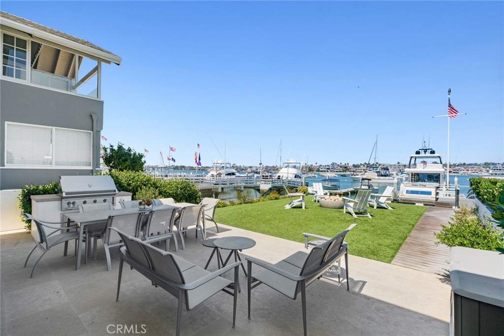 928 E Balboa Boulevard, Newport Beach CA 92661 - photo 9