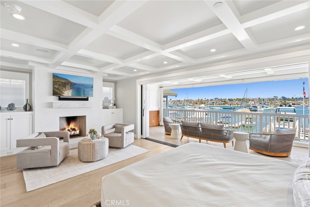 928 E Balboa Boulevard, Newport Beach CA 92661 - photo 25