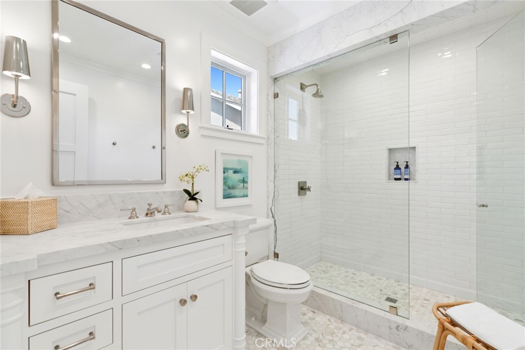 928 E Balboa Boulevard, Newport Beach CA 92661 - photo 32