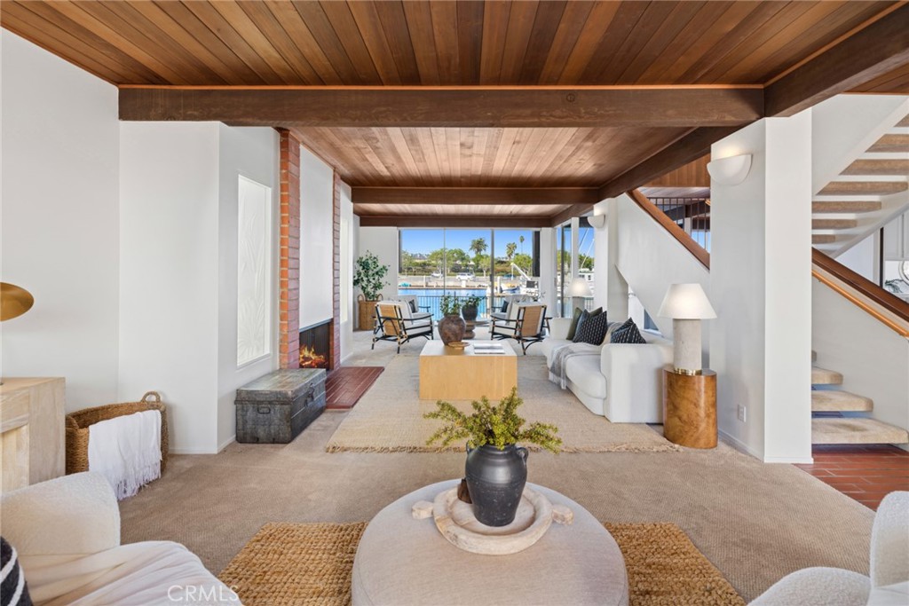 93 Linda, Newport Beach CA 92660 - photo 9
