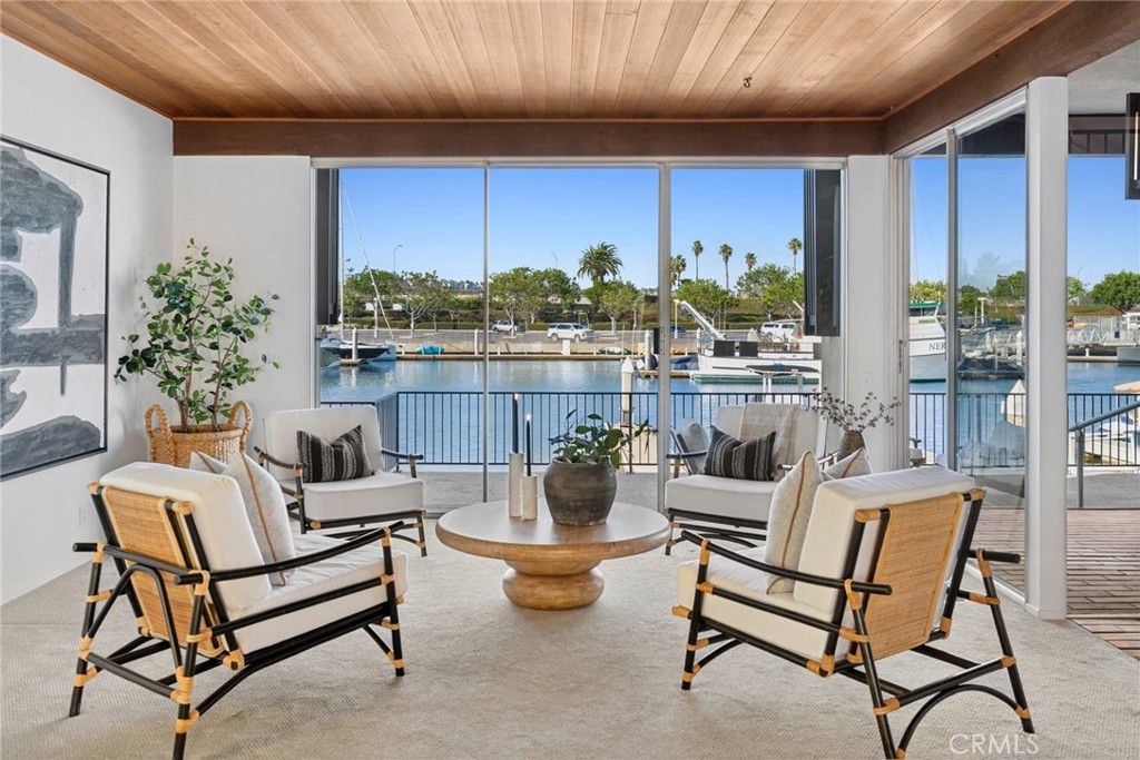 93 Linda, Newport Beach CA 92660 - photo 10