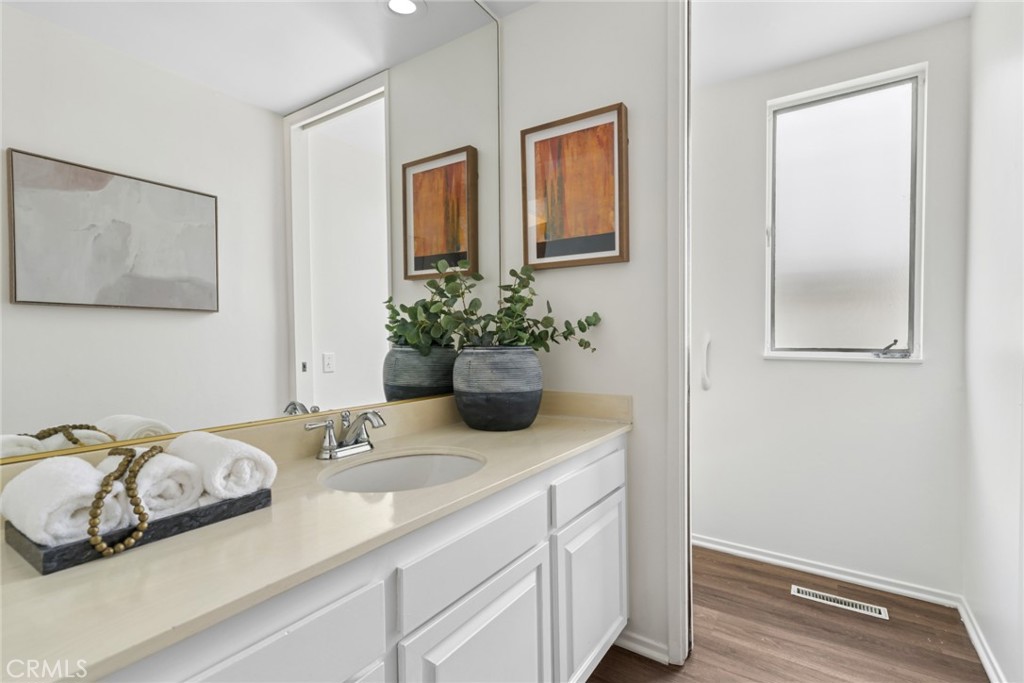 93 Linda, Newport Beach CA 92660 - photo 18