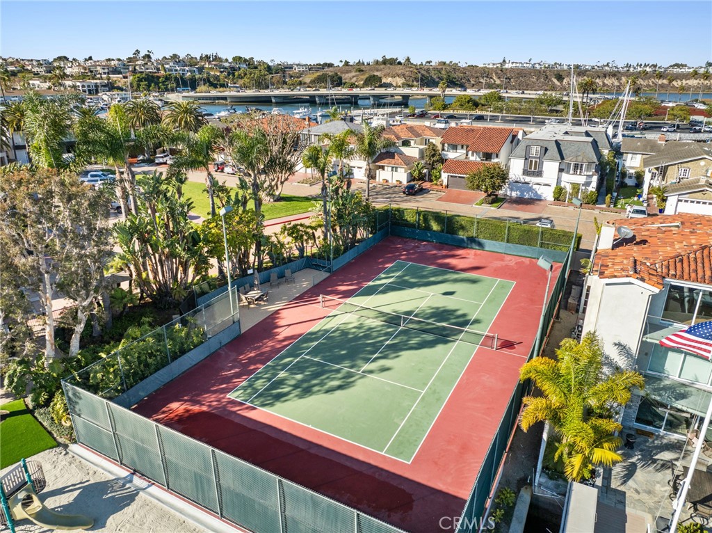 Community Tennis Court - 93 Linda, Newport Beach CA 92660 - photo 47