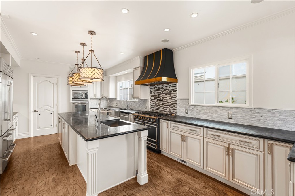 94 Linda Isle, Newport Beach CA 92660 - photo 17