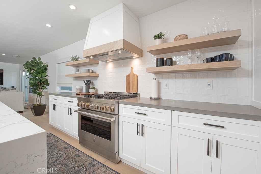 947 W Balboa, Newport Beach CA 92661 - photo 5