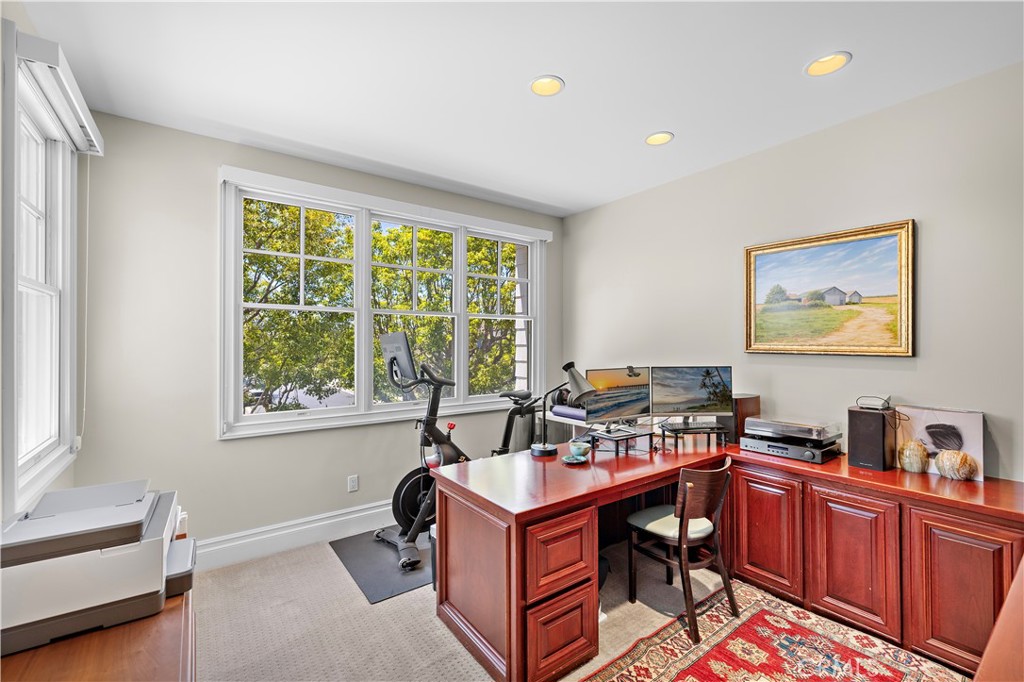 Primary suite office/retreat - 96 Old Course, Newport Beach CA 92660 - photo 23